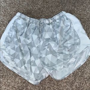Nike shorts Size M